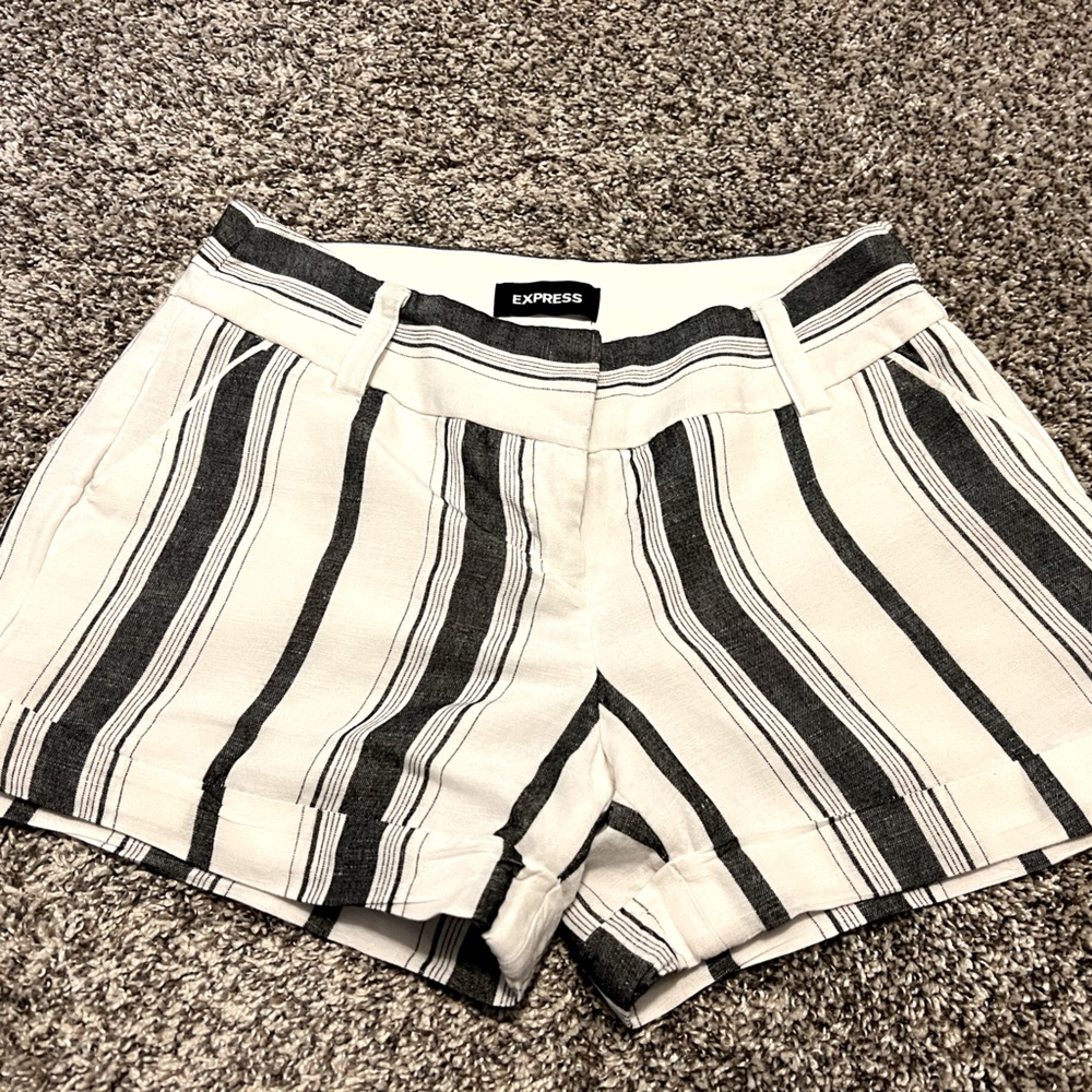 Express black and white linen shorts